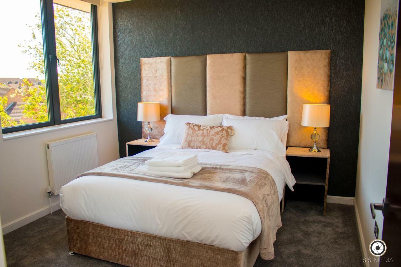 Luxustay Milburn House Milton Keynes Eksteriør bilde